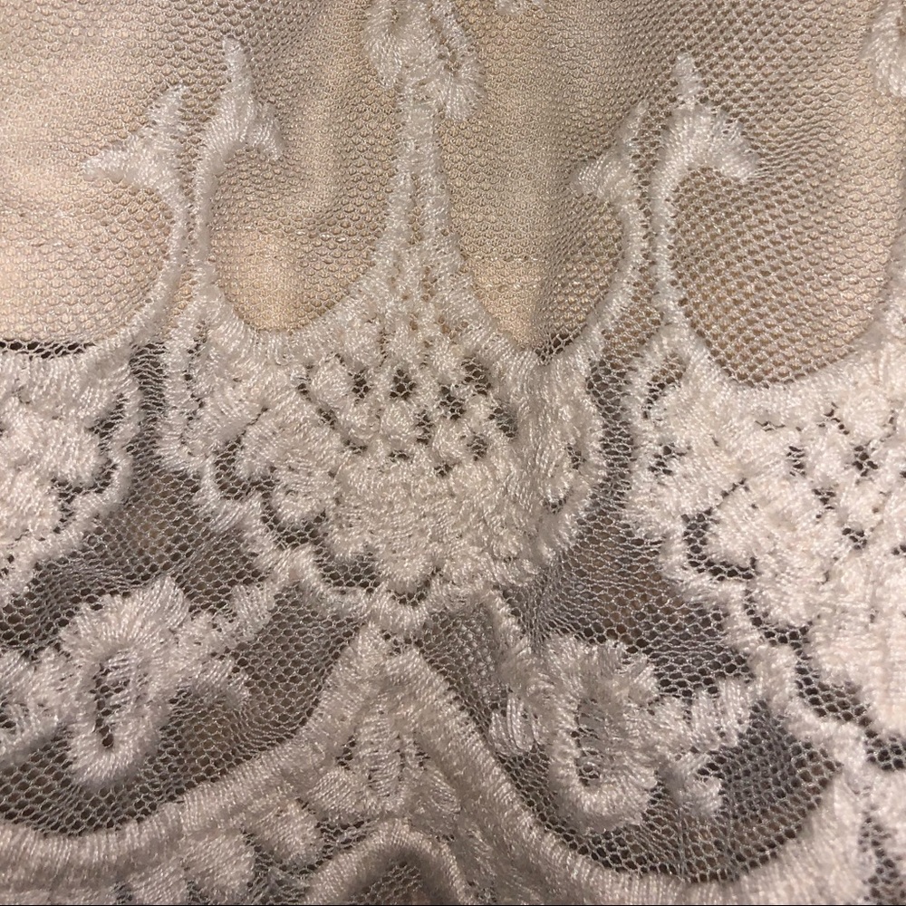 Haute Monde Tank Top - Picture 2 of 3